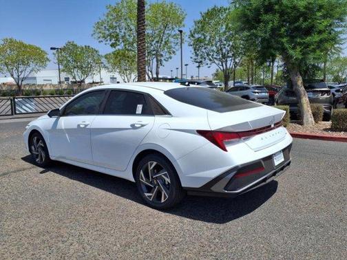 2025 Hyundai ELANTRA HEV Limited