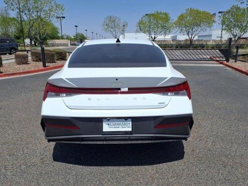 2025 Hyundai ELANTRA HEV Limited