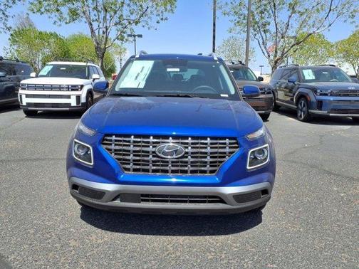 2025 Hyundai VENUE Limited