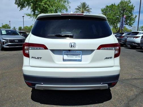 White Diamond Pearl 2019 Honda Pilot EX-L