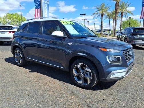 2025 Hyundai VENUE Limited