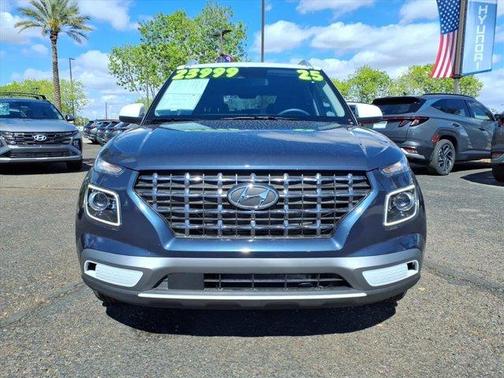 2025 Hyundai VENUE Limited