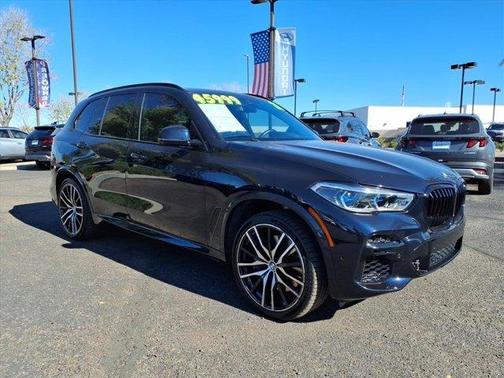 2022 BMW X5 M50i