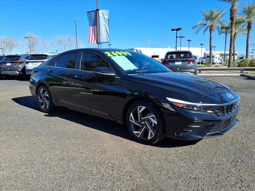 2025 Hyundai ELANTRA HEV Limited