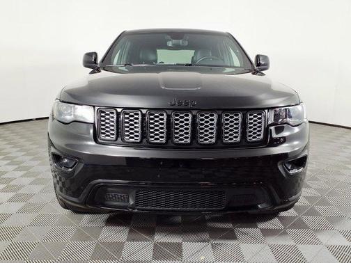 Diamond Black 2020 Jeep Grand Cherokee Altitude
