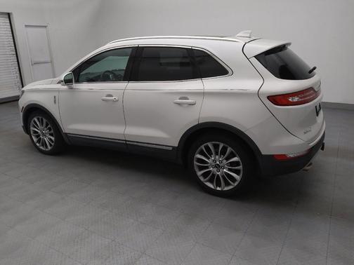 2015 Lincoln MKC Base