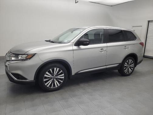 2019 Mitsubishi Outlander SE