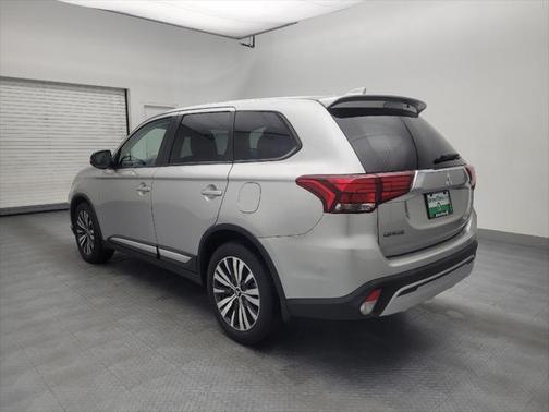 2019 Mitsubishi Outlander SE
