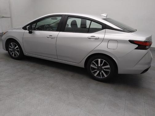 2023 Nissan Versa 1.6 SV