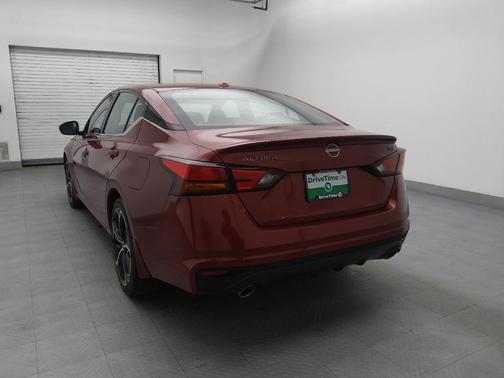 2023 Nissan Altima SR FWD