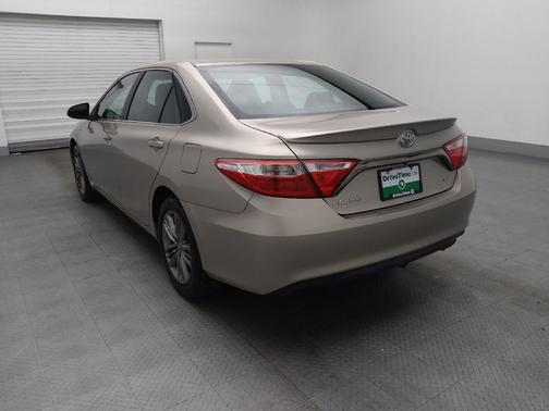 2016 Toyota Camry SE w/Special Edition Pkg