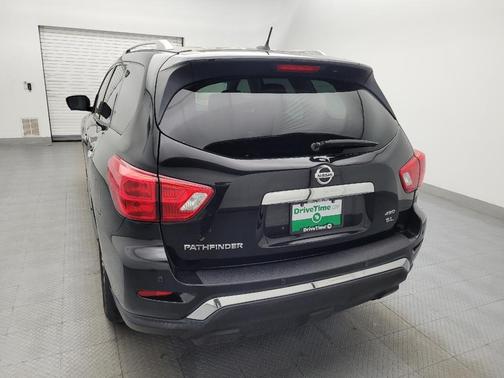 2018 Nissan Pathfinder SL