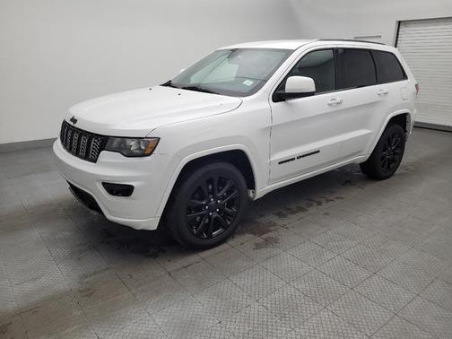 2017 Jeep Grand Cherokee Altitude