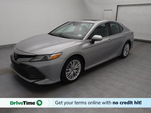 2019 Toyota Camry Hybrid XLE