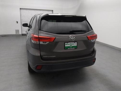 2019 Toyota Highlander LE I4