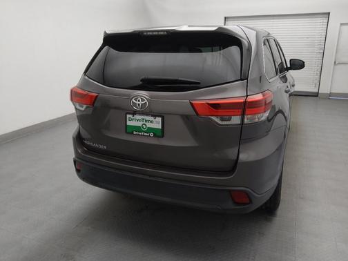 2019 Toyota Highlander LE I4