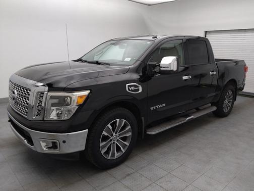 2017 Nissan Titan SL