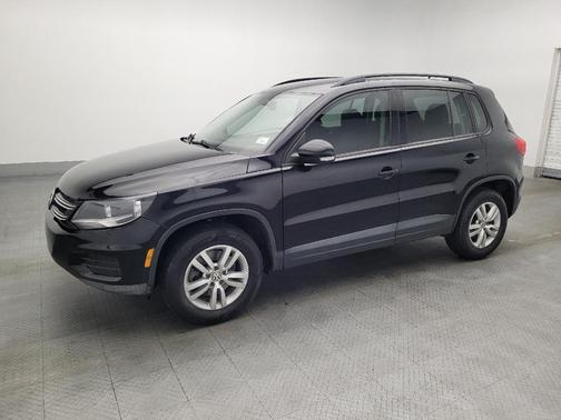 2016 Volkswagen Tiguan S