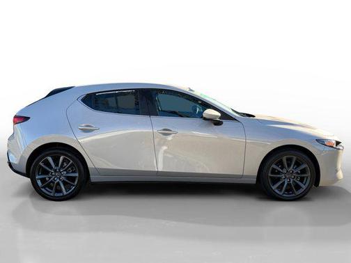 2025 Mazda Mazda3 FWD w/Preferred Package