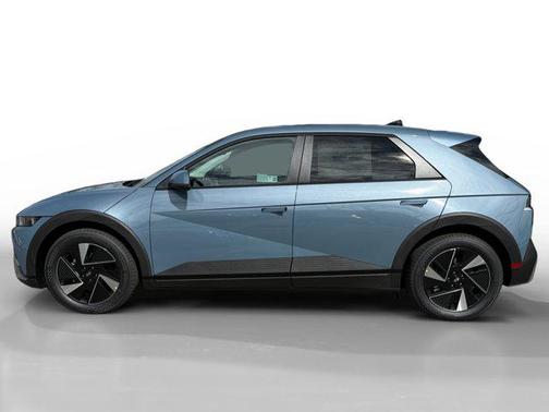 2025 Hyundai IONIQ 5 SE