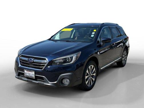 Dark Blue Pearl 2018 Subaru Outback 3.6R Touring