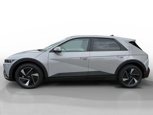 2025 Hyundai IONIQ 5 SE