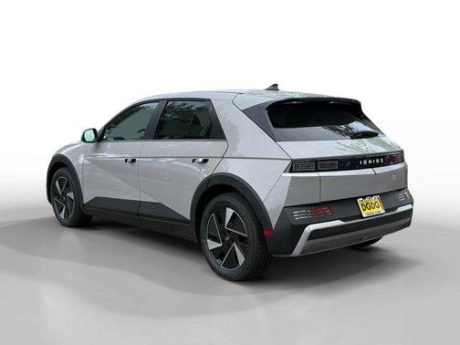 2025 Hyundai IONIQ 5 SE