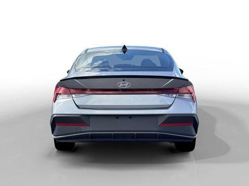 Fluid Metal 2026 Hyundai ELANTRA HEV SEL Sport