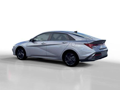 Fluid Metal 2026 Hyundai ELANTRA HEV SEL Sport