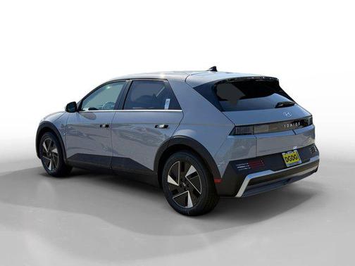 2025 Hyundai IONIQ 5 SE