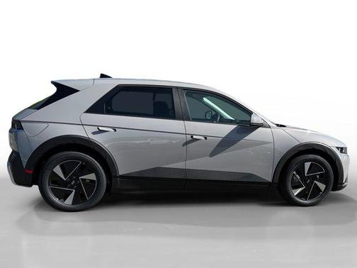 2025 Hyundai IONIQ 5 SE