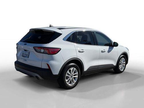Oxford White 2021 Ford Escape SE