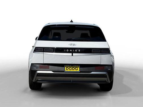 2025 Hyundai IONIQ 5 SE
