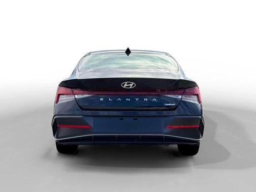 Abyss Black 2026 Hyundai ELANTRA Limited