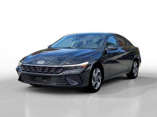 Abyss Black 2026 Hyundai ELANTRA Limited
