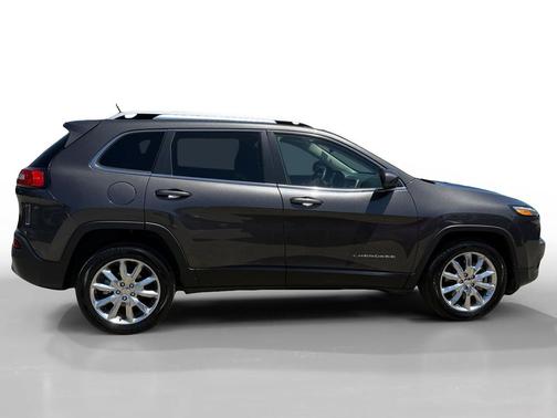 Granite Crystal Metallic Clearcoat 2014 Jeep Cherokee Limited
