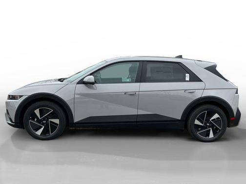 2025 Hyundai IONIQ 5 SE