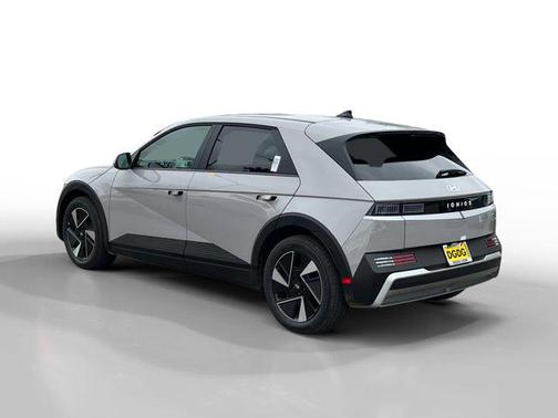 2025 Hyundai IONIQ 5 SE