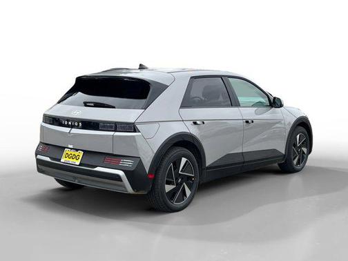2025 Hyundai IONIQ 5 SE