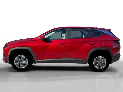 Ultimate Red 2026 Hyundai TUCSON Hybrid Blue SE