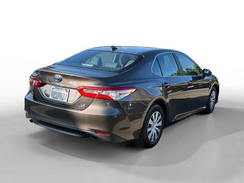 2020 Toyota Camry LE