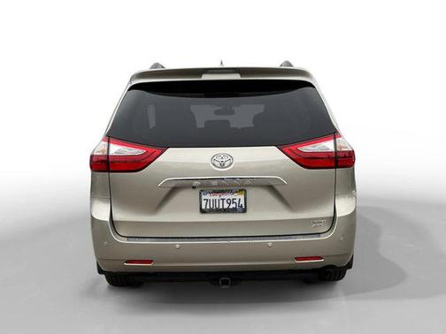 2017 Toyota Sienna Limited Premium