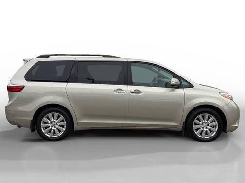 2017 Toyota Sienna Limited Premium