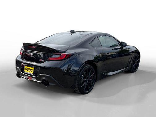 2024 Toyota GR86 Premium