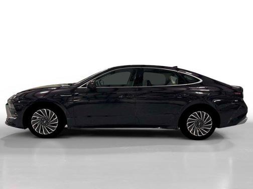2026 Hyundai SONATA Hybrid SE