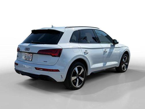 2024 Audi Q5 45 S line Premium Plus
