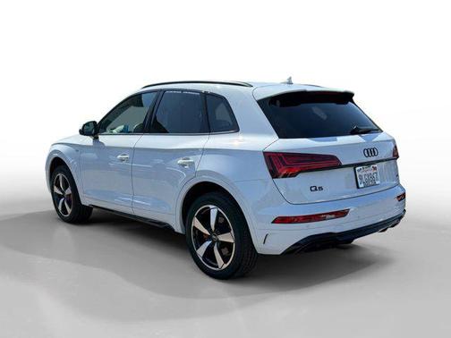 2024 Audi Q5 45 S line Premium Plus