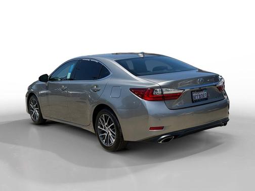 Atomic Silver 2017 Lexus ES 350 Base