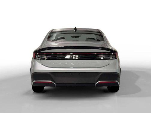 Aero Silver 2026 Hyundai SONATA Hybrid Base