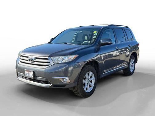 2013 Toyota Highlander SE
